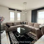 Penthouse në Shitje