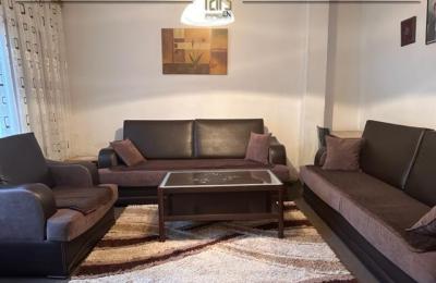 Kat i shtëpisë me qira – Kalabri (Emshir)