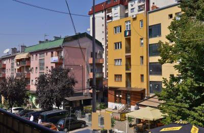 Zyrë Për Qera Në Rrugën Rexhep Luci – E Përshtatshme Për Qdo Nevojë Biznesi!