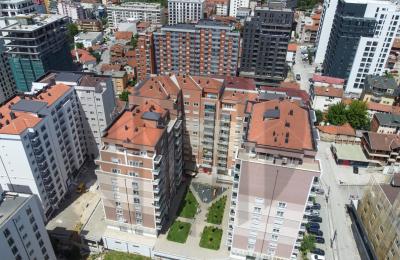 Banesë me 2 dhoma gjumi me qira në lagjen e Muhaxherëve