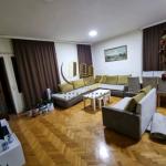 Banesë me qira në Bregun e Diellit