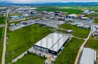 Depo 2000m2 me qira në magjistralen Prishtinë – Ferizaj