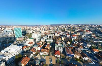 Zyre 70M² Me Qera Në Lagjen Pejton – Prishtinë