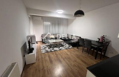 Banesë me qira në Qendër