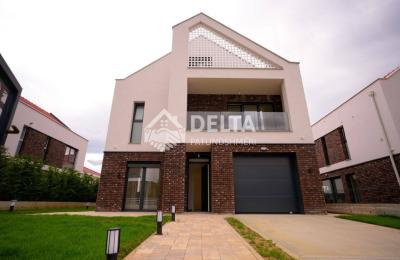 Shtëpi në shitje në lagjen Qëndresa