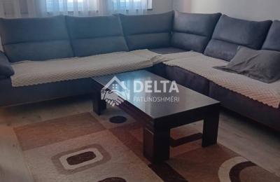 Banesë në shitje në rr.Muharrem Fejza