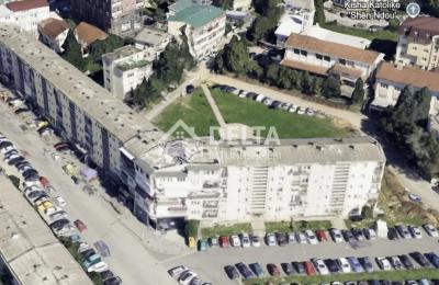 Banesë në shitje në Ulpianë