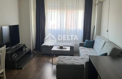 Garsoniere në shitje në Tophane