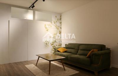 Banesë në shitje në Lakrishtë