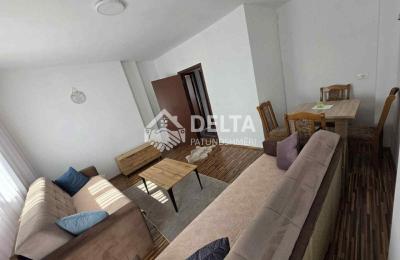 Banesë me qira në lagjen Lakrisht