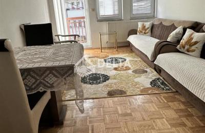 Banesë me qira në lagjen e Muhaxherëve