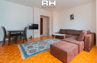 Banesë 80m² me QIRA në Bregun e Diellit