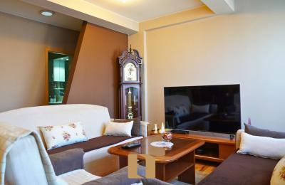 Banesë Në Shitje – Lokacion I Përkryer Pranë Qendrës!