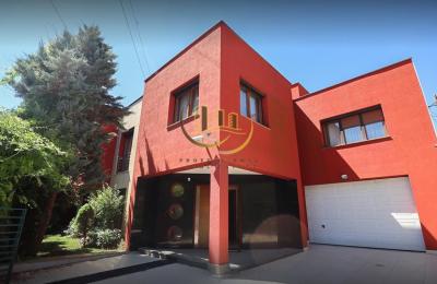 Shtëpi me qira në Gërmi