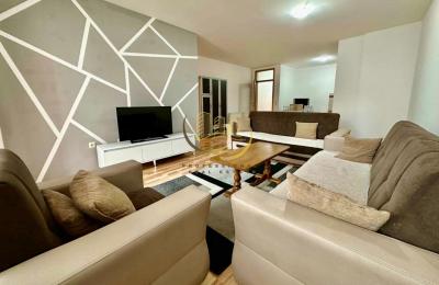 Banesë me qira në Qendër