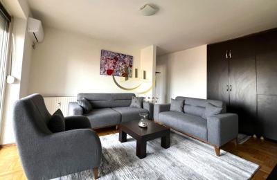 Banesë me qira në Kalabri – Emshir