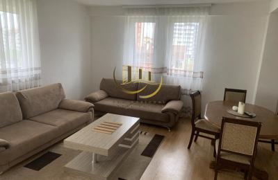 Banesa me qira në Bregun e Diellit