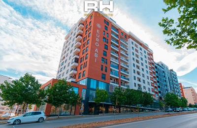 Banesë 61m² në SHITJE te Rruga C