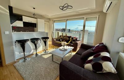 Penthouse me qira në Kalabri – Emshir