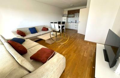 Banesë me qira në Bregun e Diellit