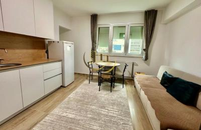 Banesa me qira në Ulpianë