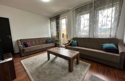 Banesë me qira në Qendër