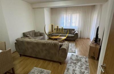 Banesë me qira te Rruga B