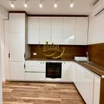 Banesë me qira në Bregun e Diellit