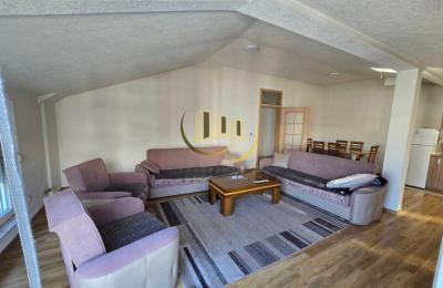 Penthouse me qira te Rruga B