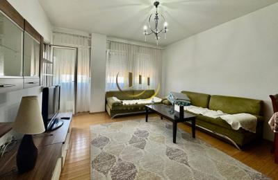 Banesë me qira te Rruga B