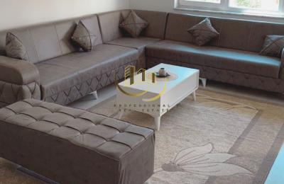 Banesë me qira te Rruga C