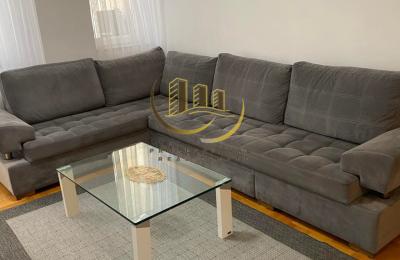 Banesë me qira në Qendër