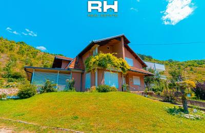 Shtëpi 320m² në SHITJE në Sofali