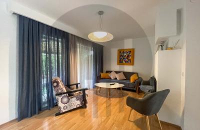 Shtëpi me 2 dhoma gjumi me qira në lagjen Marigona Residence