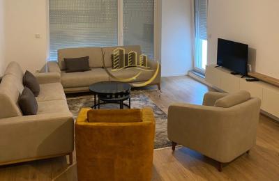 Banesë me qira në Rrugën C