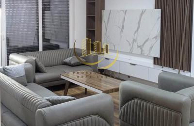 Banesë me qira në Bregun e Diellit