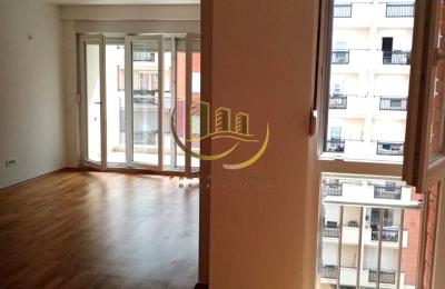 Banesë Zyre me qira në Lagjen e Spitalit