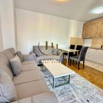 Banesë me qira në Bregun e Diellit