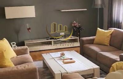 Banesa me qira në Rrugën B