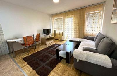 Banesa me qira në Fushë Kosovë