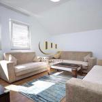 Kati i Shtëpis me qira në Ulpianë