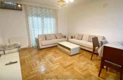 Banesa në SHITJE/83m2