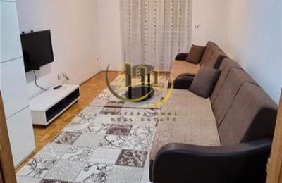 Banesë me qira në Qendër