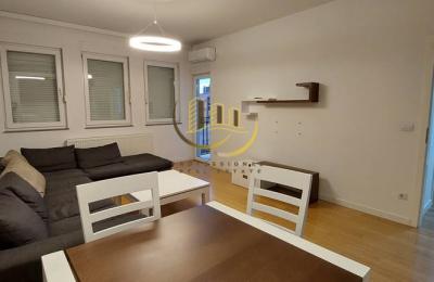 Banesë me qira në Mati 1