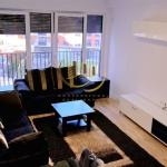 Banesa me qira në Mati 1