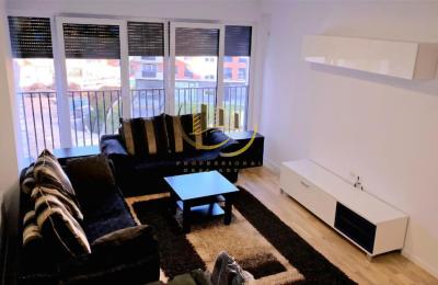 Banesa me qira në Mati 1