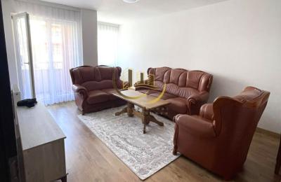 Banesa me qira në Fushë Kosovë