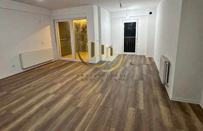 Banesë Zyre me qira në Rrugen B