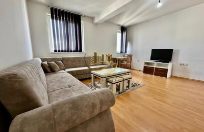 Penthouse me qira te Rruga B