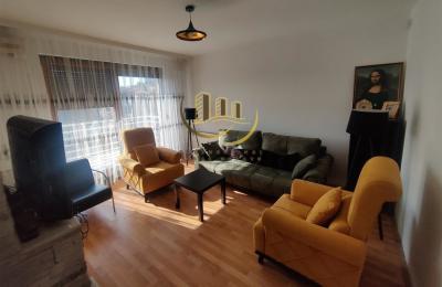 Banesë Duplex me qira në Qendër